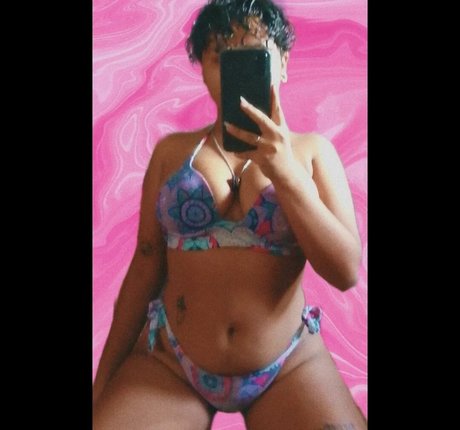 Kinoichi nude actress image