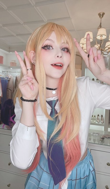 Tsuki Desu pornographic actress archive