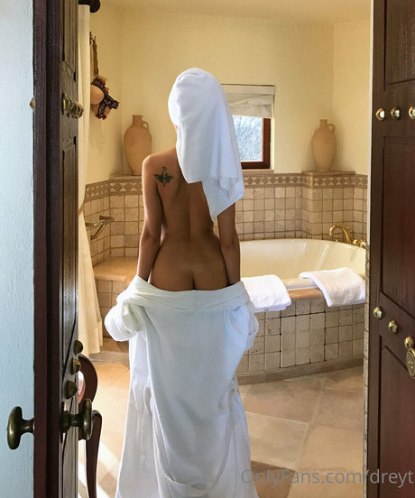 dreyt naked pornstar gallery