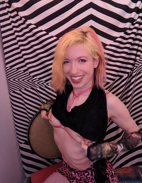 beautiful japanese onlyfans sexy naked img