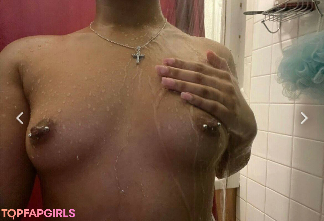 Isyglue nudes pornstar pic