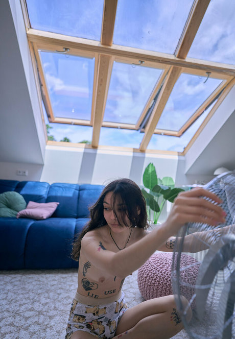 Coconeyx star xxx photo