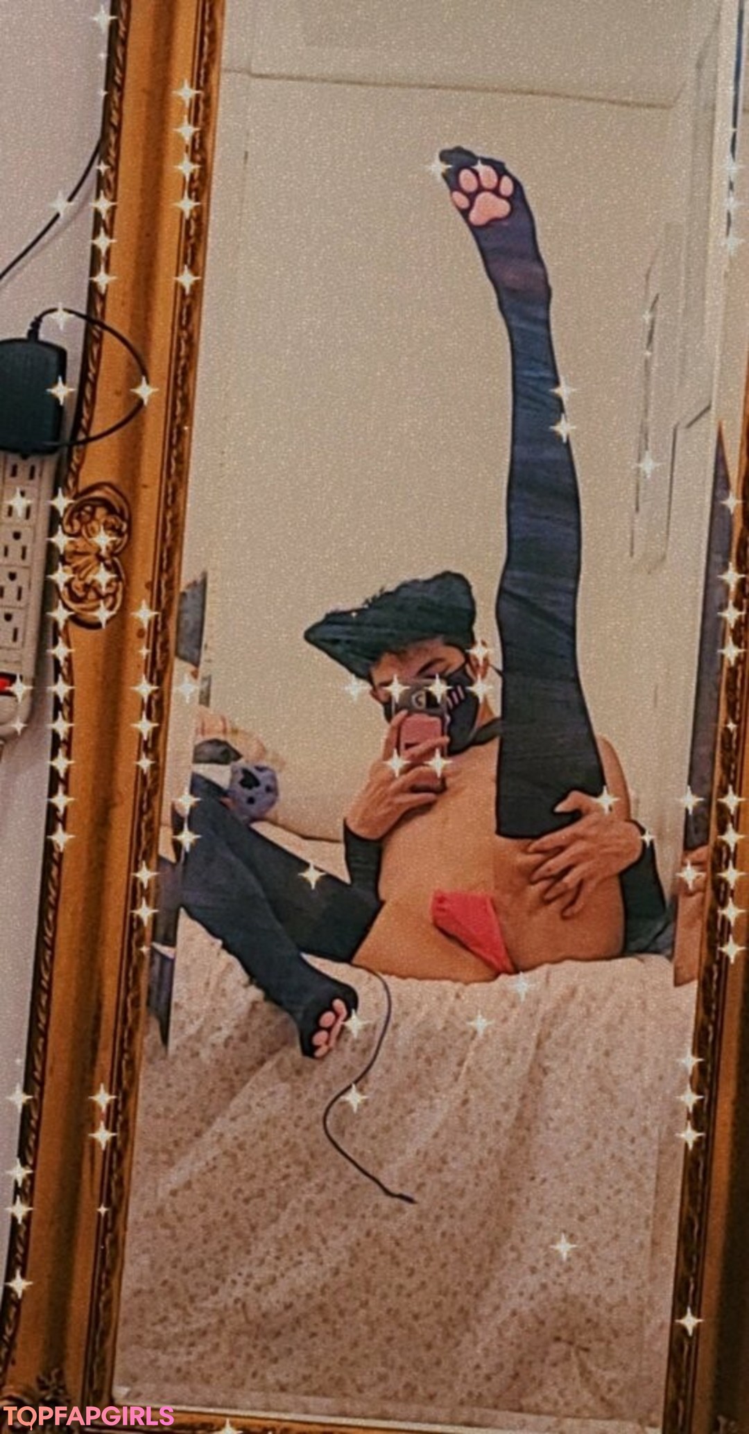 twinku pornstar nude images