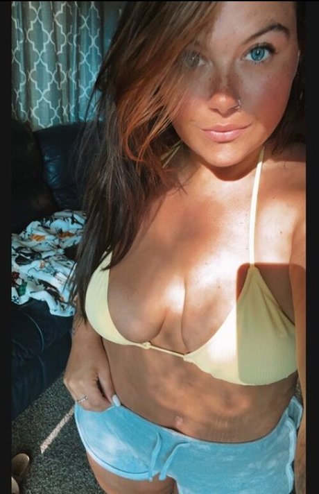 Lladie Star model pretty gallery