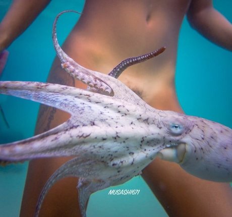 TheNakedIsland pornstar nude pic