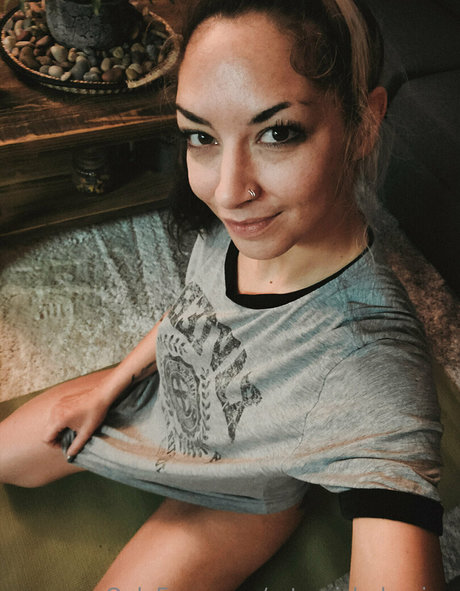 artemisbehaving nudes pornstar pic