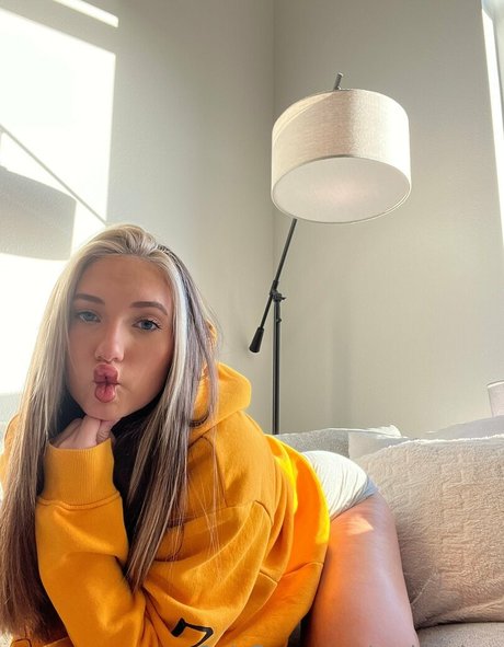 Rachie Skye star hd pictures