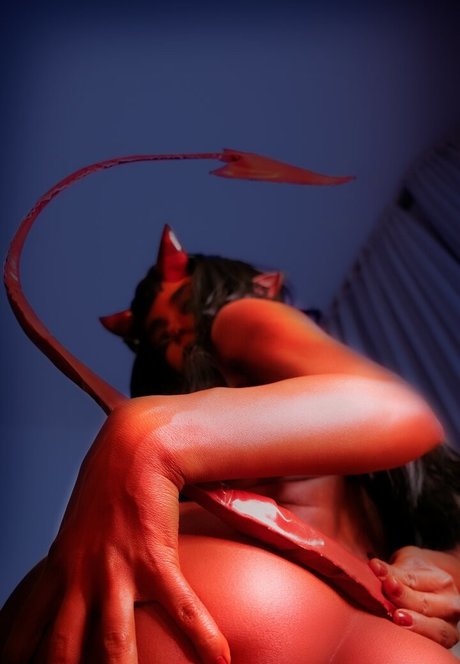 The Little Vampyr star free archive