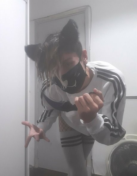 gayasslawren model naked gallery