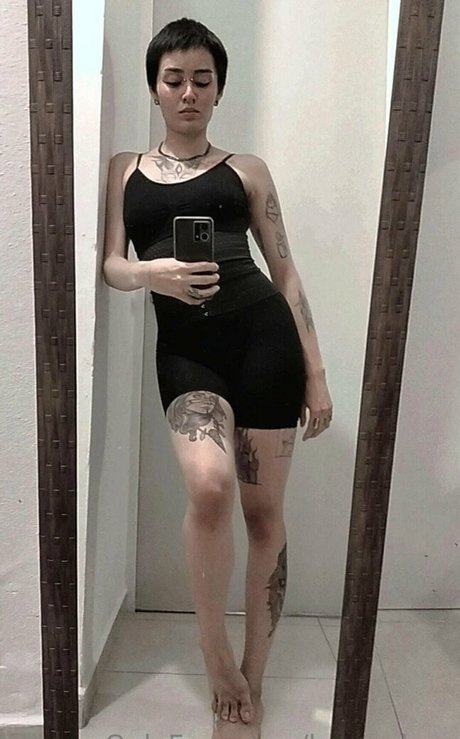 loveaxlgnr sexy pornstar photos