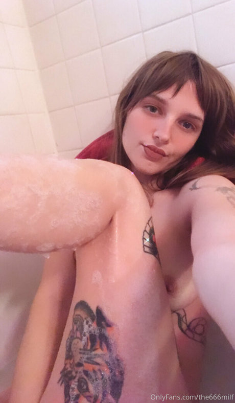 beautiful big boobs onlyfans erotic pics