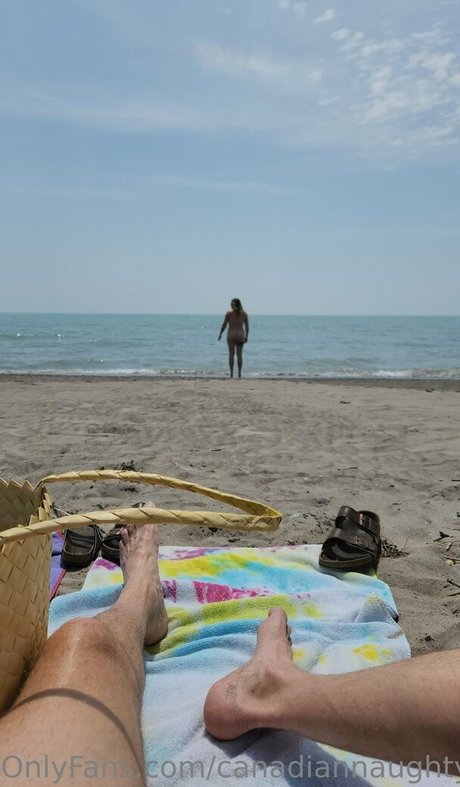 gloryhole wife onlyfans nude image