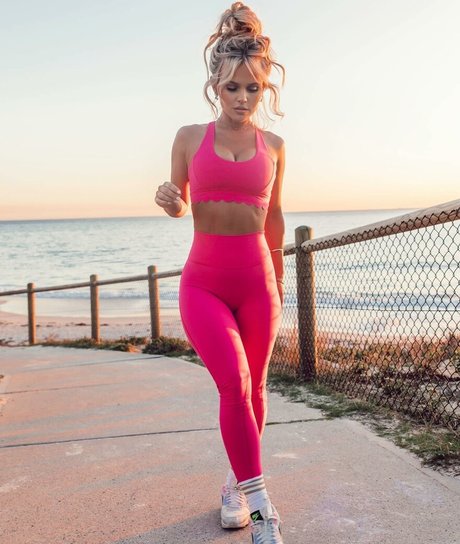 asian cowgirl onlyfans sexy pictures