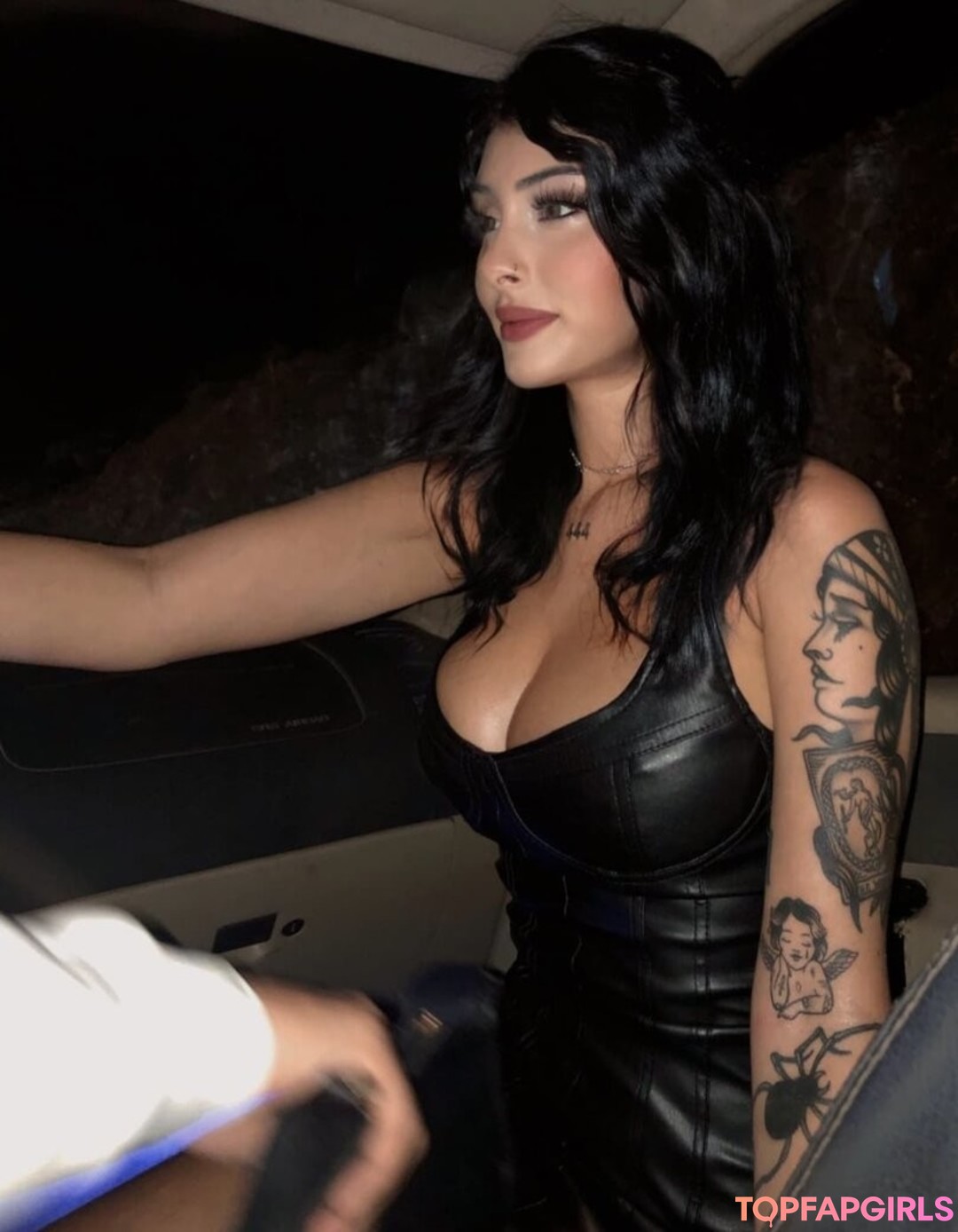Paaaubg star sex pic