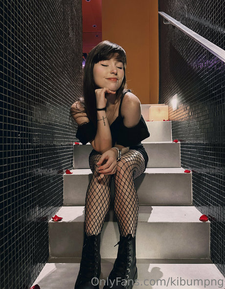 kibumpng pretty pornstar pics