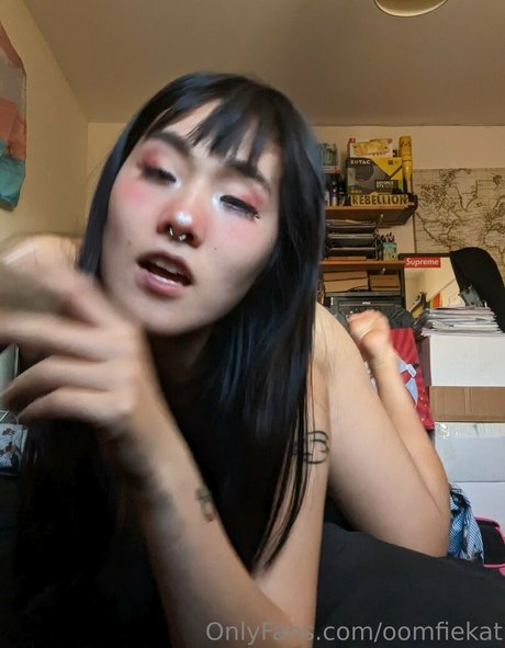 oomfiekat porn star galleries