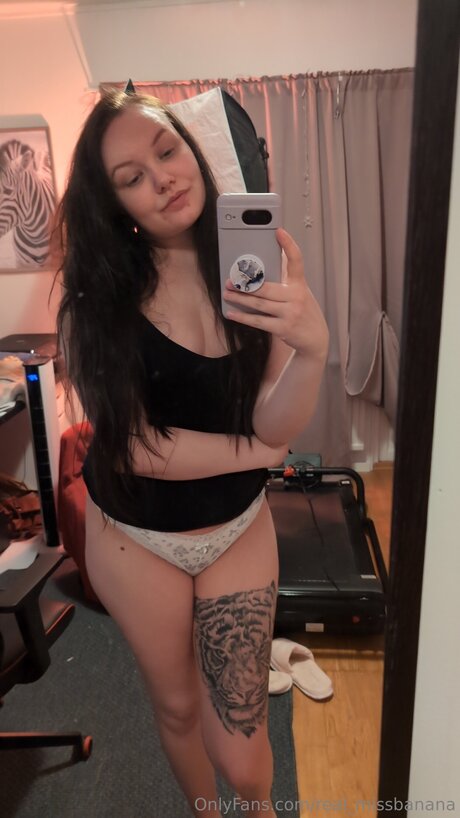 colombian teen onlyfans pornographic image