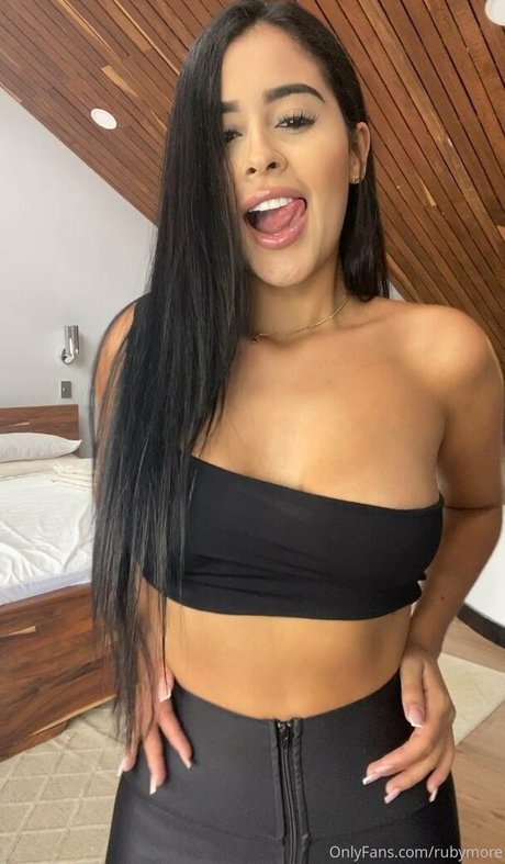 down onlyfans free naked pictures