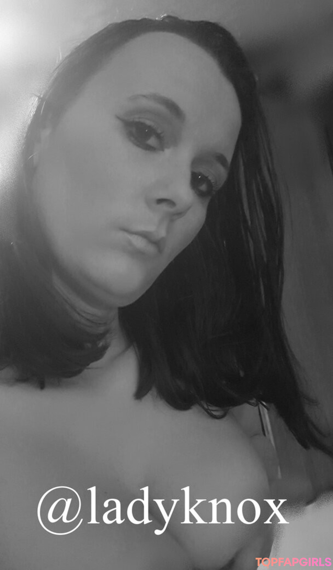 ladyknox erotic model gallery