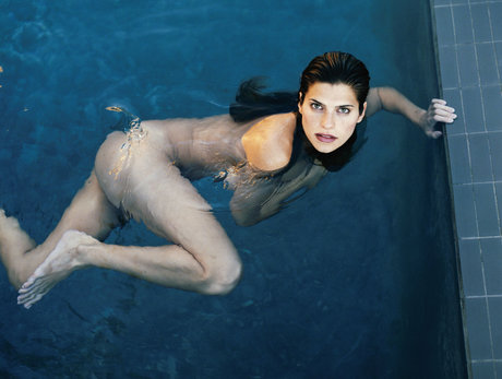 Lake Bell sexy pornstar img
