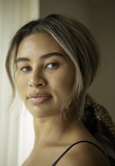 Montana Brown star pics