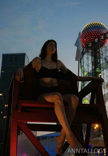 blonde masturbating onlyfans sexy naked archive