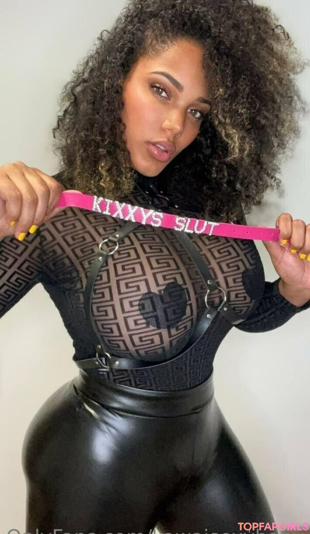 smile onlyfans pornos photo
