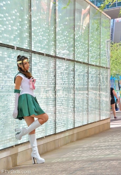 Melody Wylde xxx actress photos