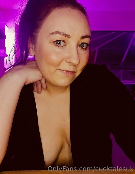 lesbian milf onlyfans exclusive pics