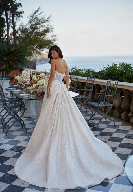 busty onlyfans sexy naked images