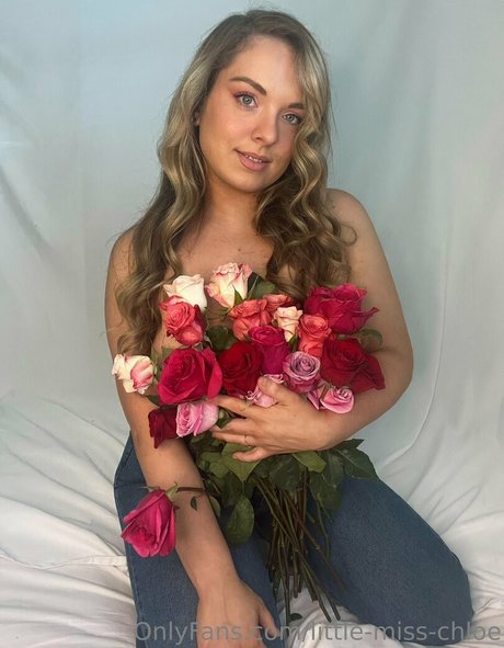 little miss chloe high quality pornstar pictures