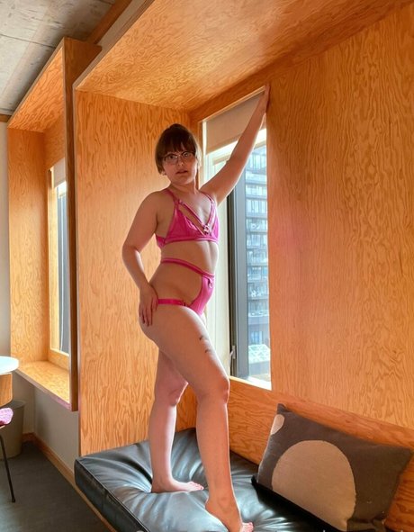 gloryhole wife onlyfans beautiful pics