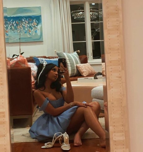 Maitreyi Ramakrishnan best star img