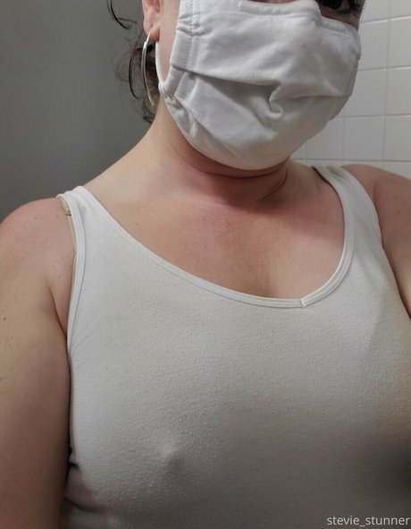 stevie stunner exclusive model photo