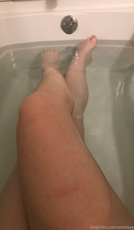 italian milf onlyfans sexy images