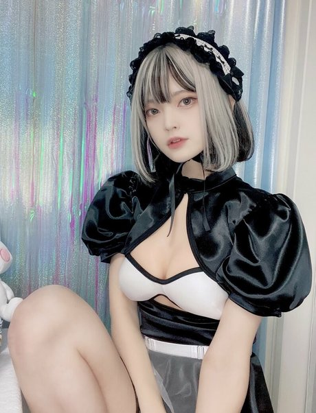 rirerere00 xxx model photos