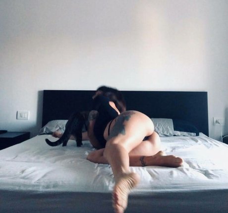 loanasand hd pornstar photo