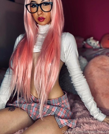 itskenziereeves pornstar sexy photo