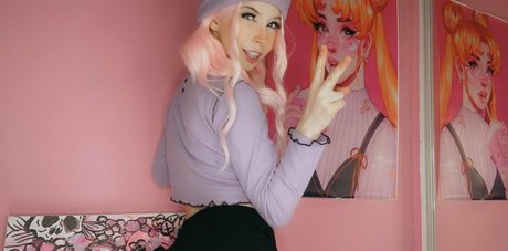 itskenziereeves star hot photo