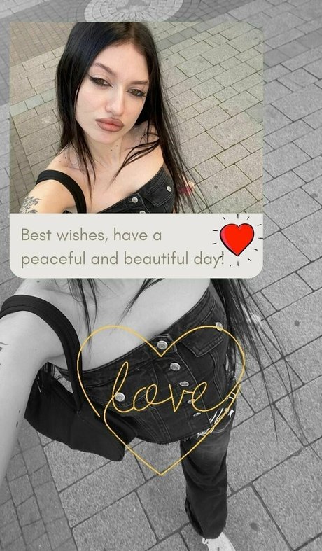 clothed onlyfans art nude pic