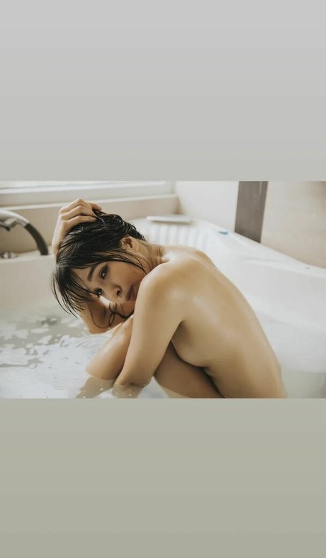 blonde midget onlyfans adult pic