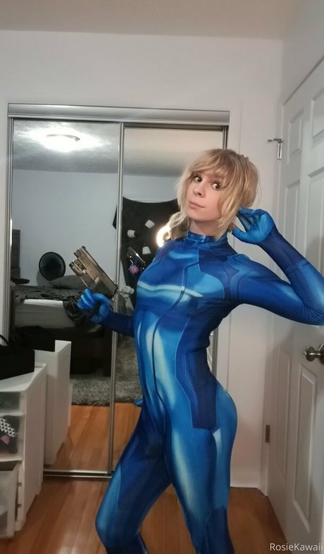 rosiexox2 art actress pic