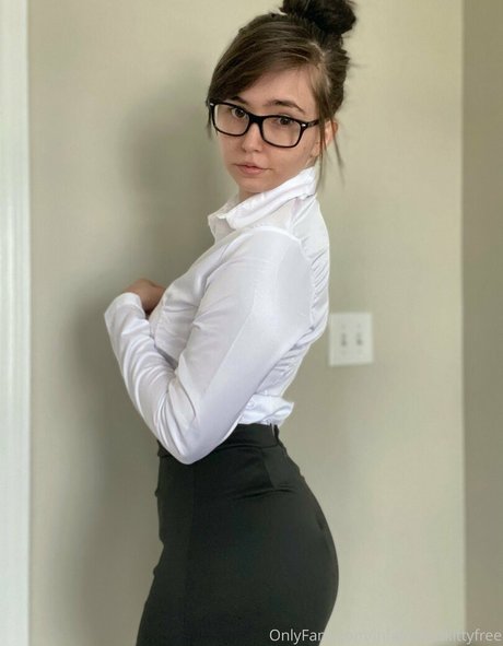 milf masturbation onlyfans sexy naked pic