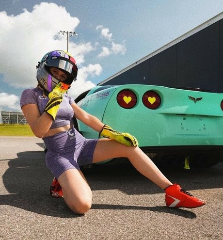 Collete Davis model best picture