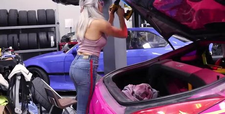 Collete Davis hot model pics