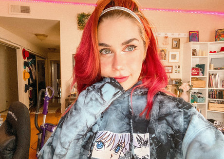 imthestarkfree pretty actress archive