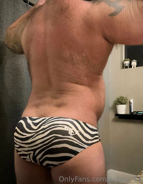 brunette petite onlyfans hot img