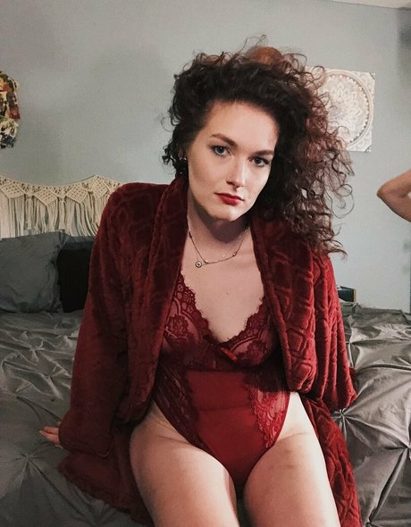 lilithjewel model free pic