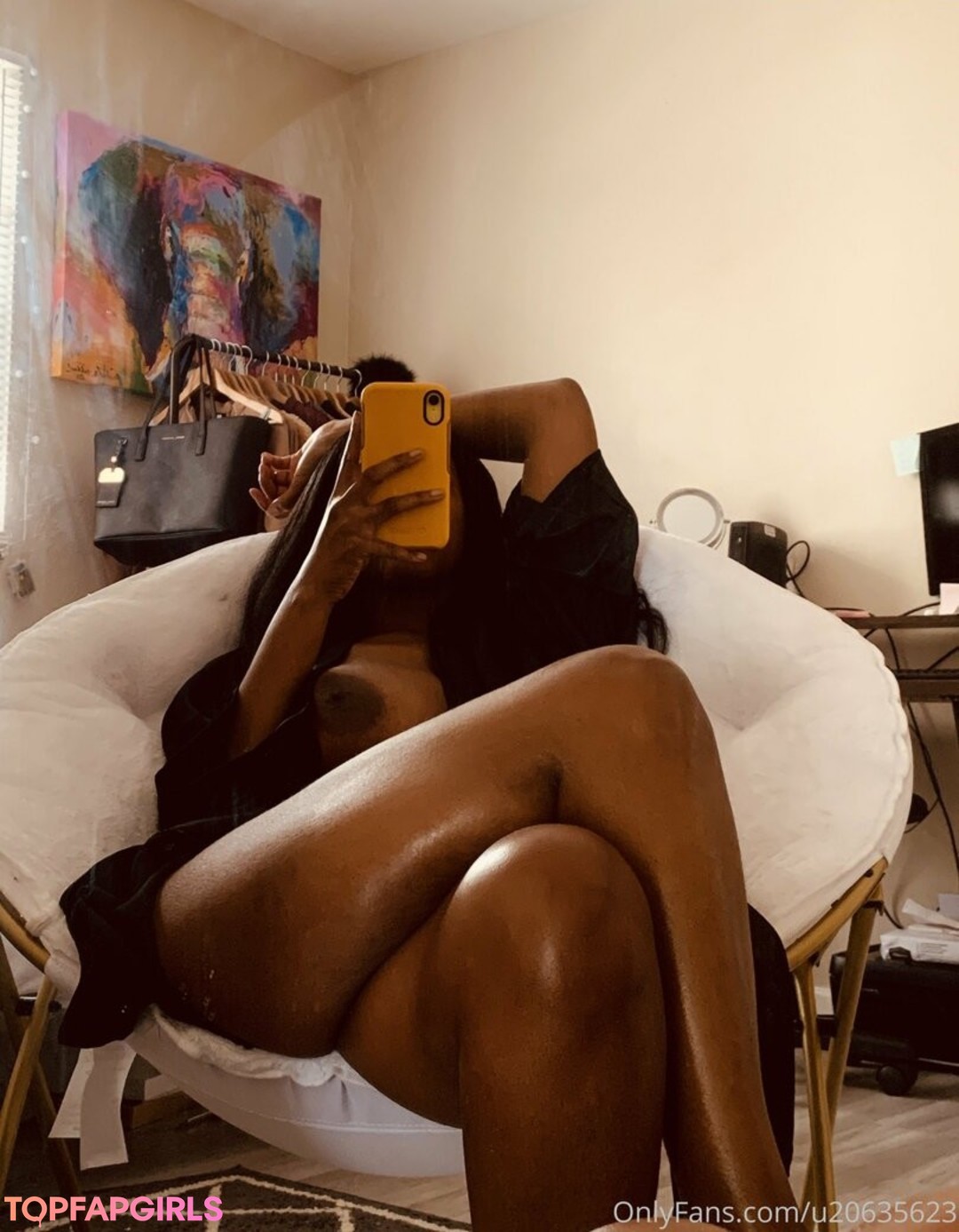veganbootyxxx model adult image
