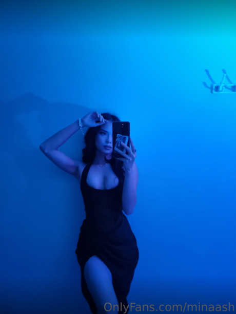 Mina Ash top profile image